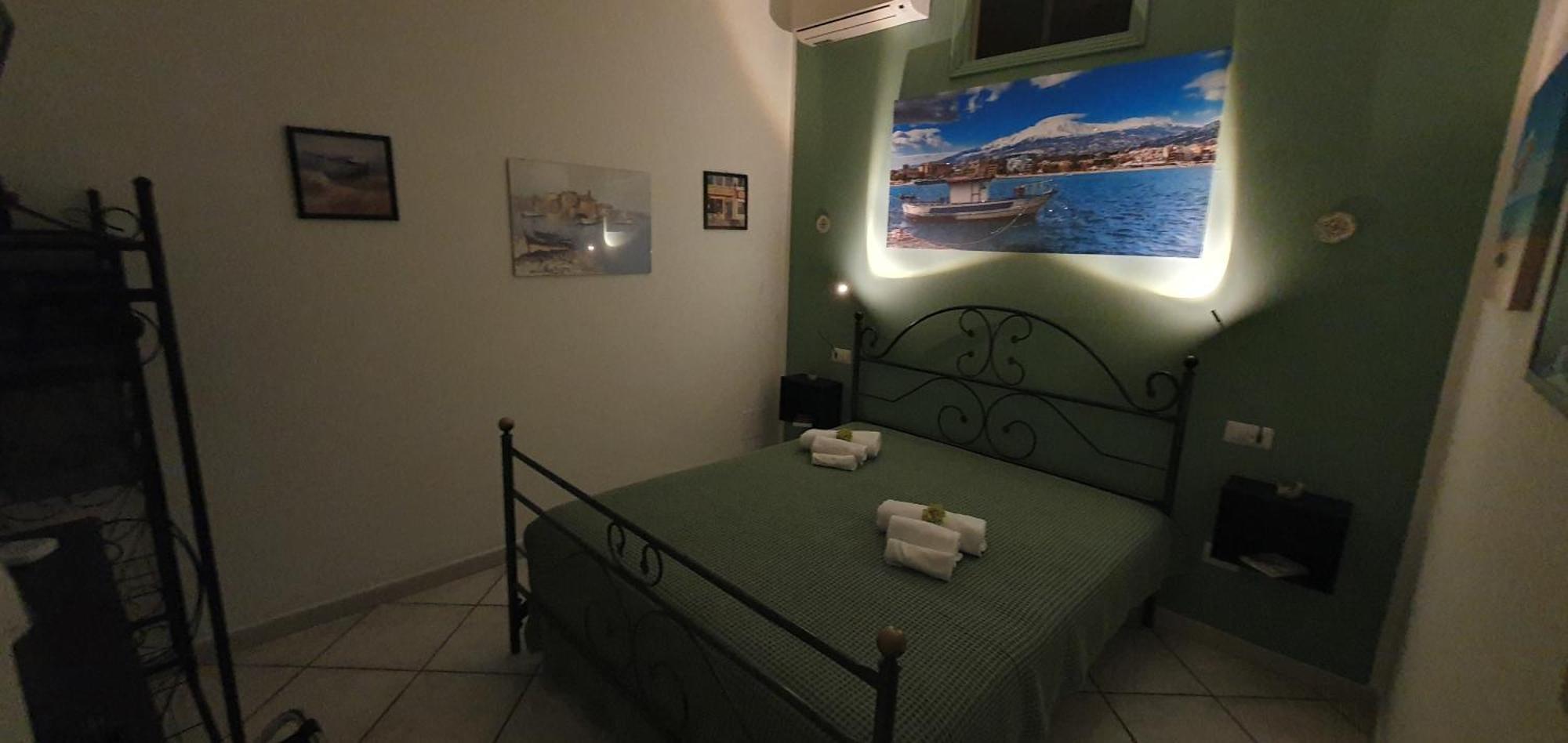 Tony & Doris Home جيارديني ناكسوس المظهر الخارجي الصورة